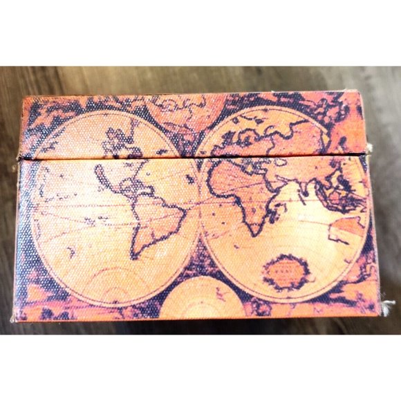 Retro World Map Tissue Box Holder / Faux Leather? Cover Rustic History Tabletop - Picture 5 of 12